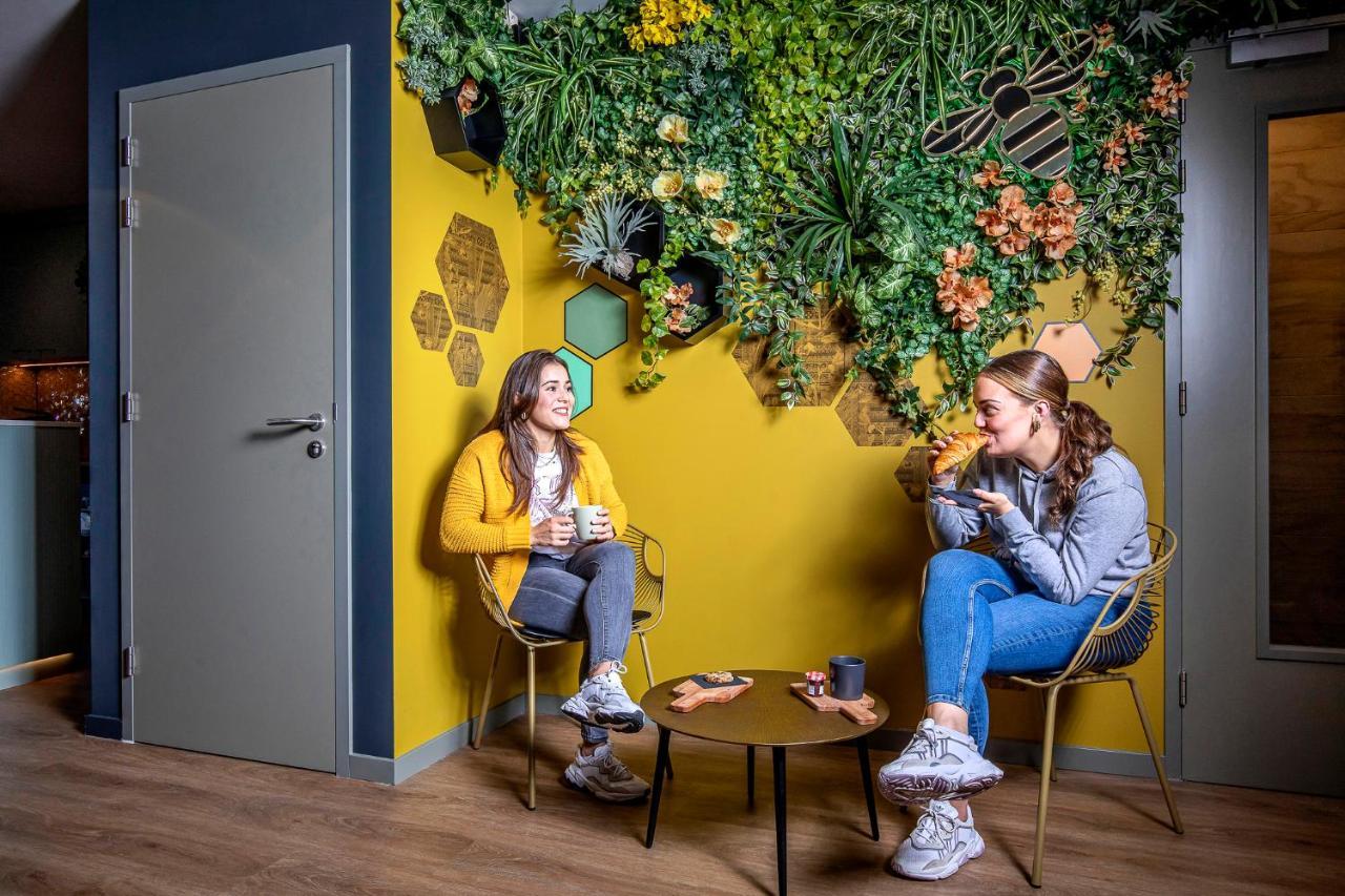 The Bee Hostel Amszterdam Kültér fotó