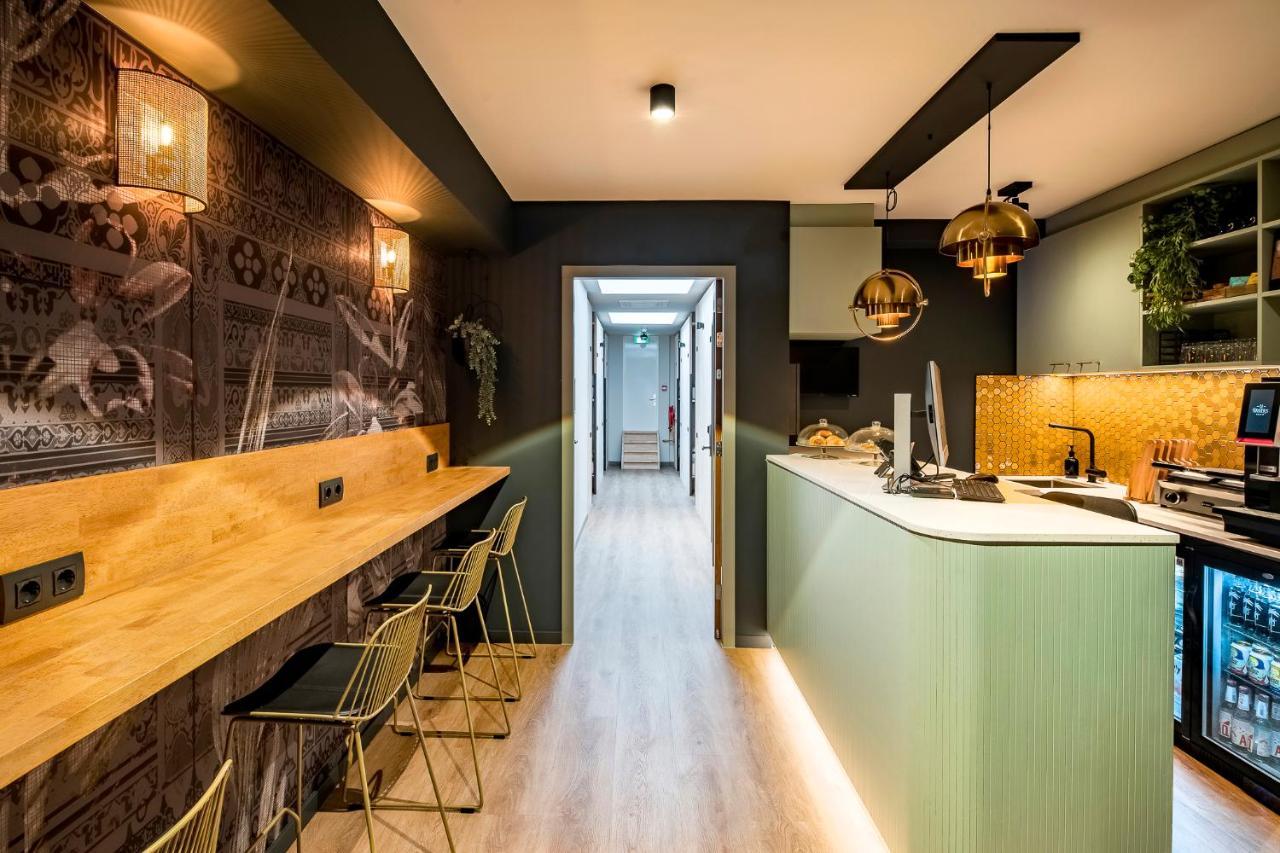 The Bee Hostel Amszterdam Kültér fotó