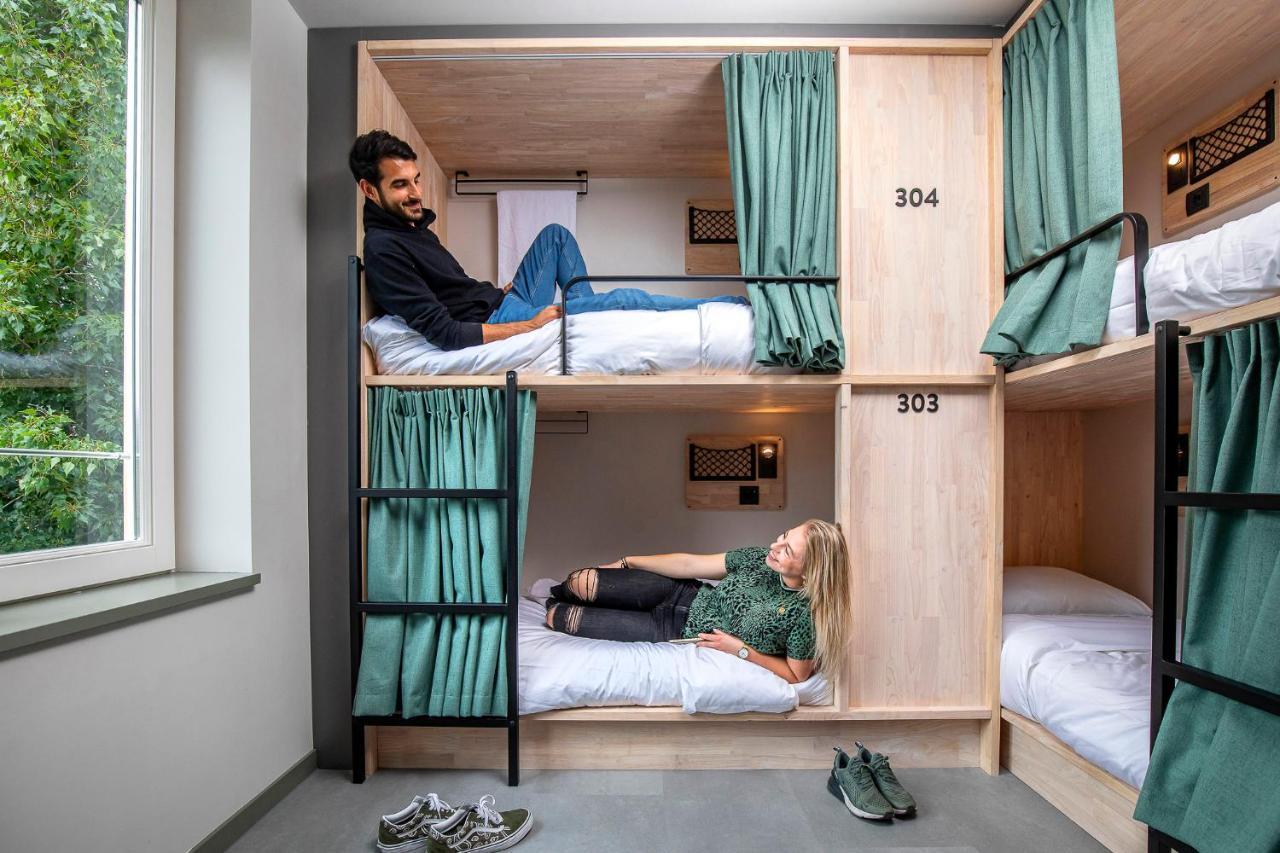 The Bee Hostel Amszterdam Kültér fotó